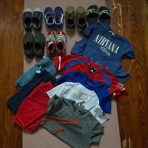 Lot of boys shoes and clothes size 4-5